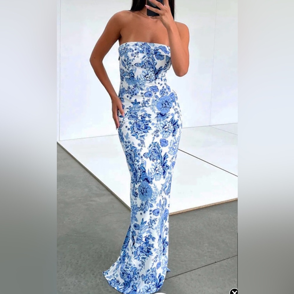 Commense Blue Floral Strapless Maxi Dress